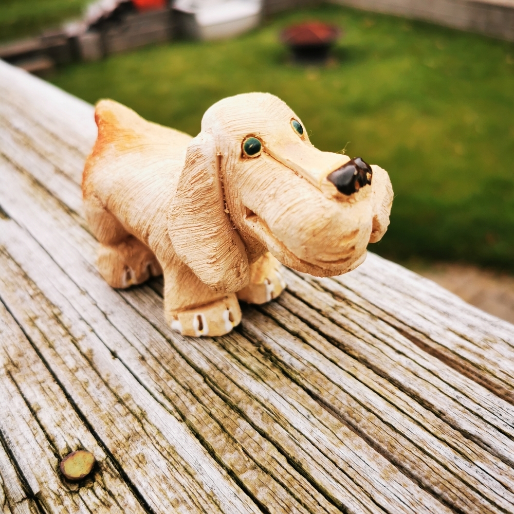 Artesania Rinconada Pottery Hound Dog  Figurine